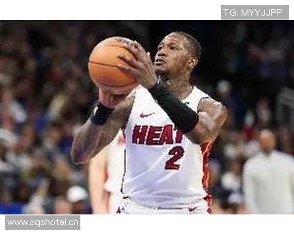 检方本可让罗齐尔自首却选择游街羞辱球员引发争议